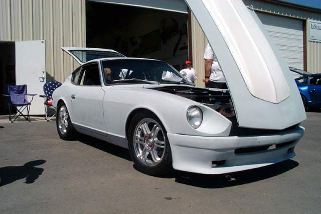 73botiz's 240z. 355cid sbc v8 Z